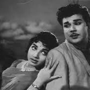 Pon Meni Thazhuvaamale