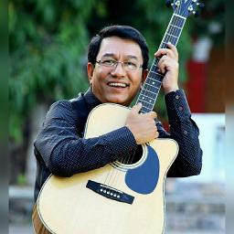 မောင့်ဆေးကျောင်းသူ