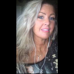 Walk Out Backwards - >>>SuzetteLynn<<<