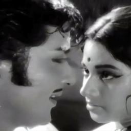 தேன் சிந்துதே வானம் (HQ)