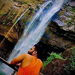 Bingu Welapeela බිඟු වැලපීලා - Acoustic