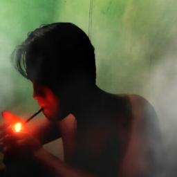 🄱🄴🅁🄻🄰🅈🄰🅁 TAK BERTEPIAN BERTEPIAN-ELLA