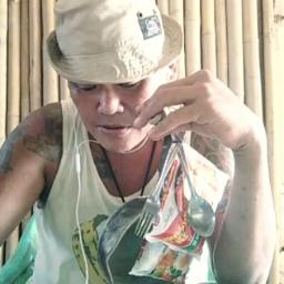 🄷🅀  Yi Jian 🄼🄴🄸