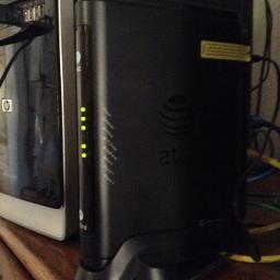 AT&T STINKS WITH THEIR U VERSE