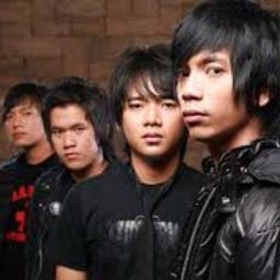 Cinta Ini Membunuhku@Shee_maya