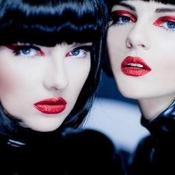 Керемет брюнетка бейне