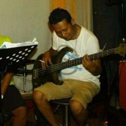 Aku Tetaplah Aku - Pupus Akustik Piano