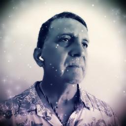 Ella anda (tono original) Adamo