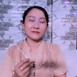 တက္ကသိုလ်မှာဝေတဲ့နှင်း