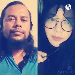 BERLAYAR TAK BERTEPIAN BERLAYAR TAK BERTEPIAN