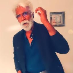 Oruvan Oruvan Muthalaali - Muthu