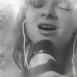 Ты меня любишь