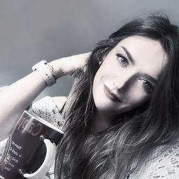 Nilüfer (Murathan Mungan) Kadın Tonu