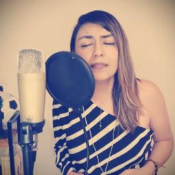 Contigo en la distancia_