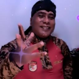 DIWAJAHMU KULIHAT BULAN