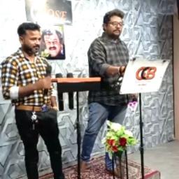 Open Mic - 8 Min