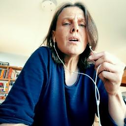 Use somebody - Piano (lower key)