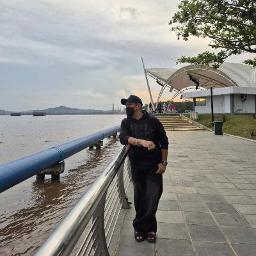 Hati Yang Kau Sakiti - Piano/Male