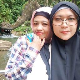 "Untuk Cemburu Pun Aku Tak Berhak Lagi" by REZA_SMG