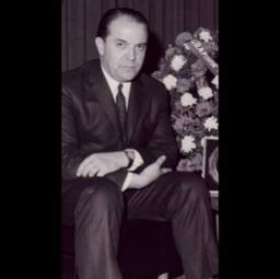 Seninle Bir Sonbahar Mevsimiydi Tanıştık