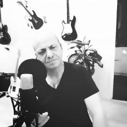 We Are The World - WE ARE THE WORLD ACOUSTIC PIANO ELDI